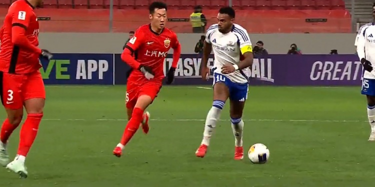  半场-海港暂0-0横滨水手 莱昂纳多进球越位海港半场0射正